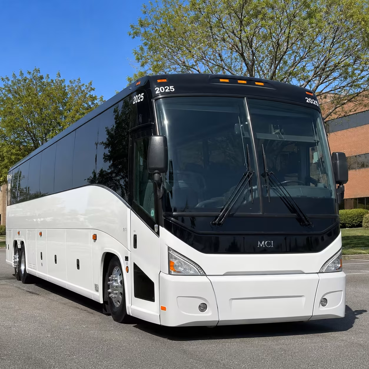 sandy corporate event shuttle buses for conferences and meetings